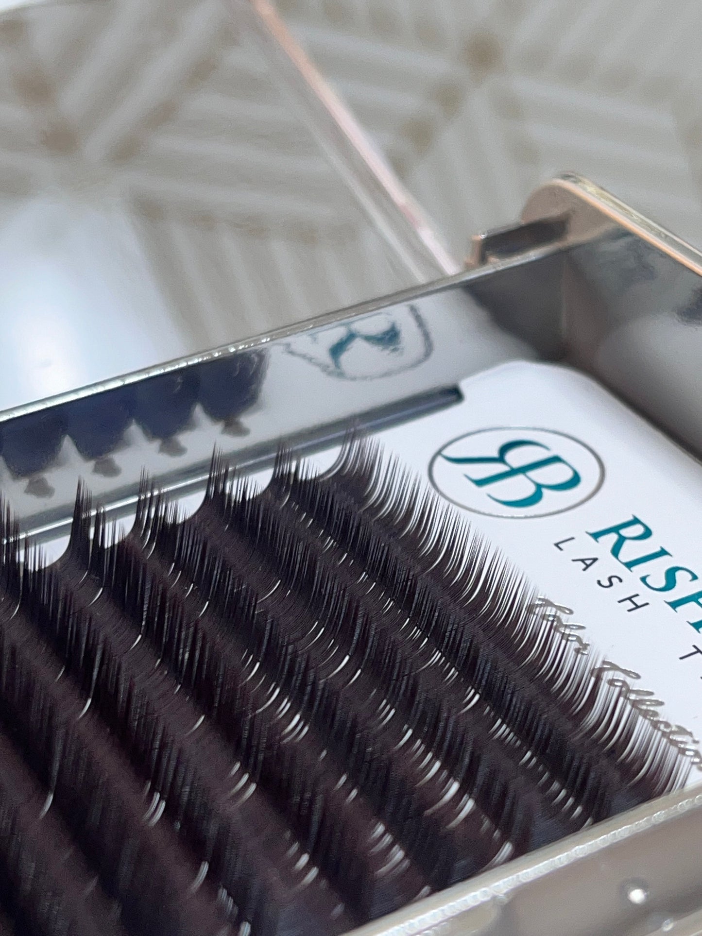 Dark Brown M.15 Classic Lashes
